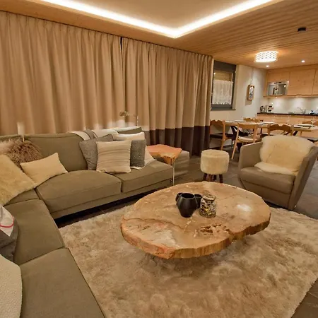 Twin Peak At Nevada Prime Apartment