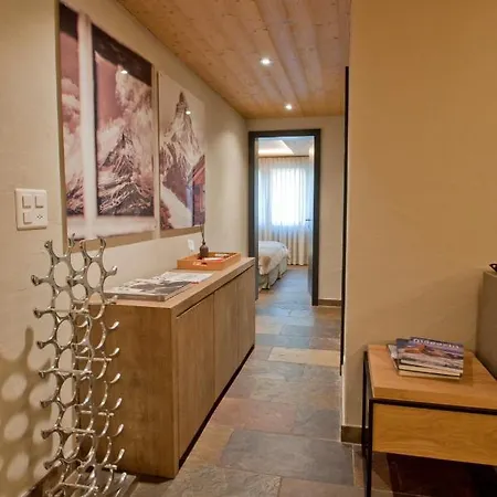 Twin Peak At Nevada Prime Apartment