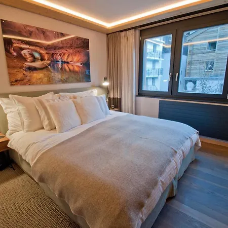 Twin Peak At Nevada Prime Apartment